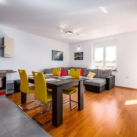 Laura House With Apartment Умаг Экстерьер фото