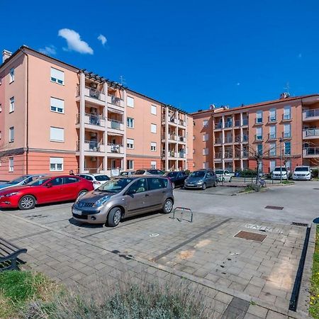 Laura House With Apartment Умаг Экстерьер фото