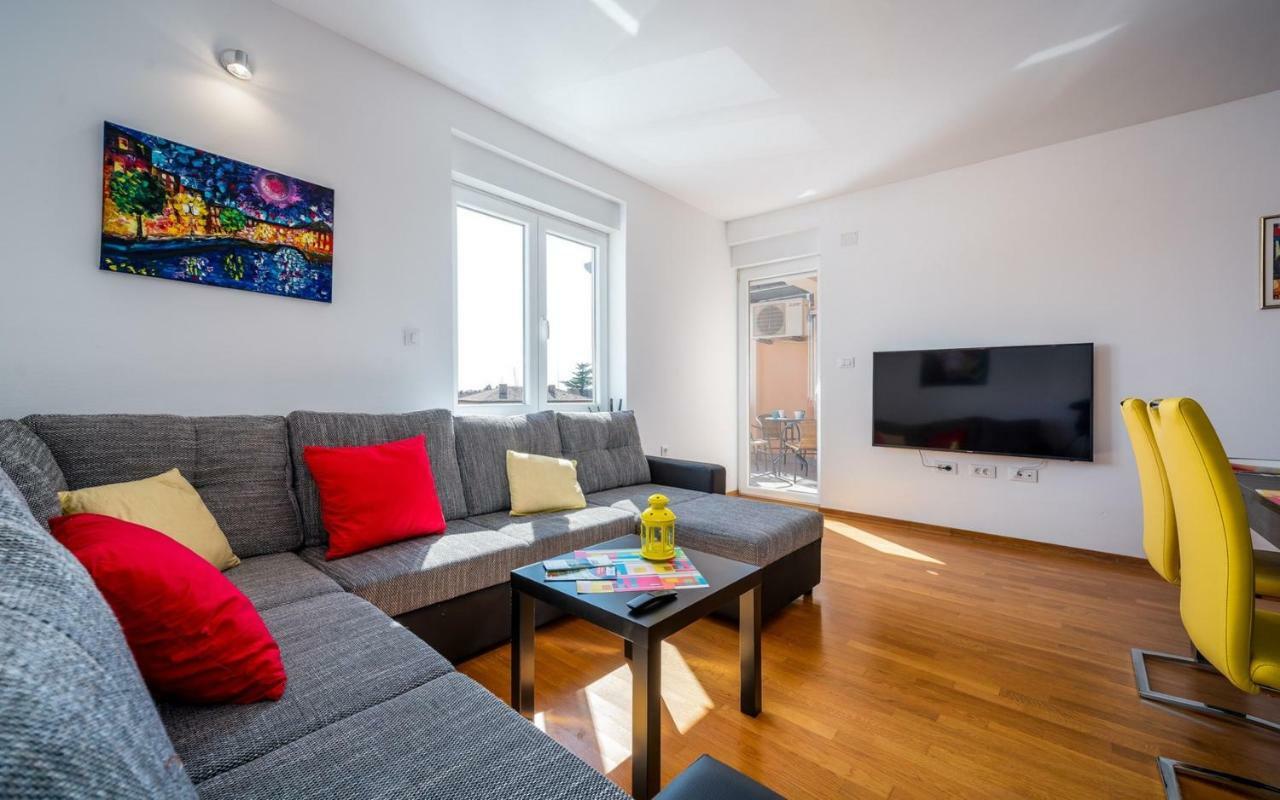 Laura House With Apartment Умаг Экстерьер фото